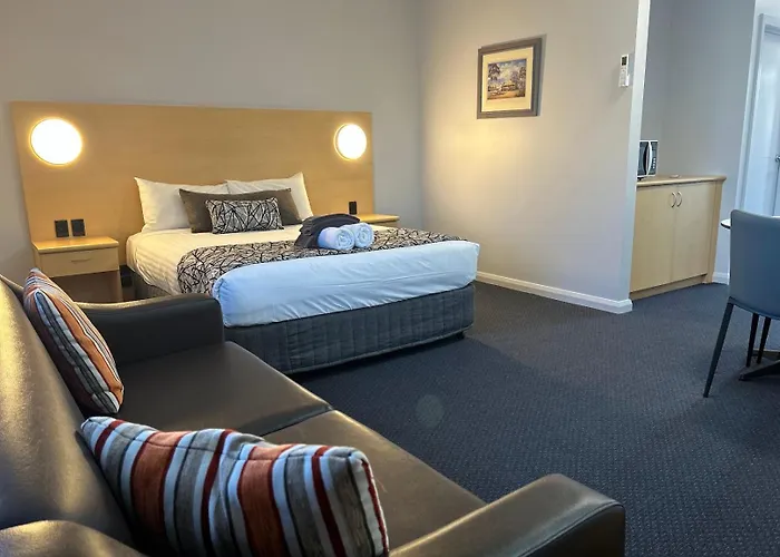 Albert Motel